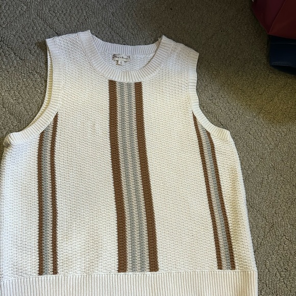 Striped beige sweater vest - Picture 1 of 4